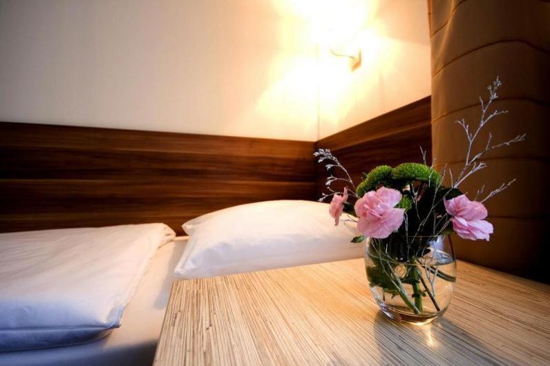 Bed and Breakfast Adria à Myślibórz Extérieur photo