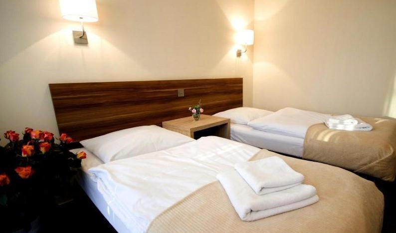 Bed and Breakfast Adria à Myślibórz Chambre photo