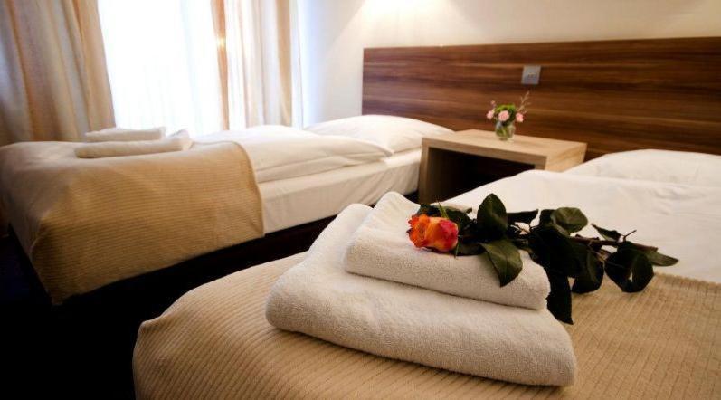 Bed and Breakfast Adria à Myślibórz Chambre photo